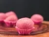 brigadeiro de morango enrolado na forminha
