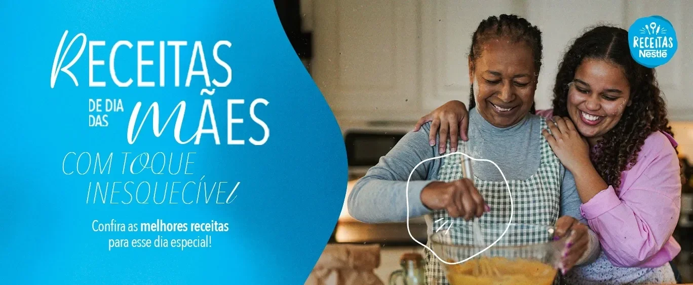 Banner com o fundo azul, com mãe e filha cozinhando feliz e texto:"Receitas de Dia das Mães com toque inesquecível"