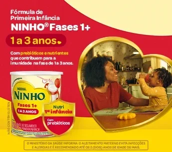 Embalagem de Ninho Fases 1+ ao lado de mãe e criança brincando, destacando nutrição para crianças de 1 a 3 anos.