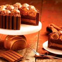 Bolo Carolina feito com KitKat