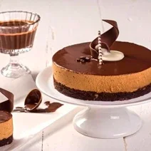 Torta Mousse de Café com Brownie