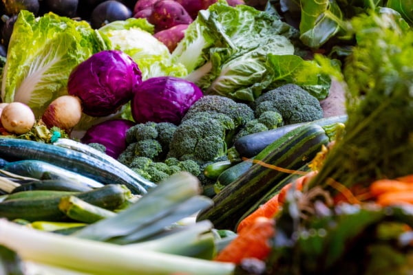 Alimentos que aumentam a imunidade: salada, repolho, pepino e muito mais